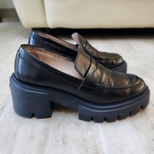 Stuart Weitzman Soho Loafer size 7